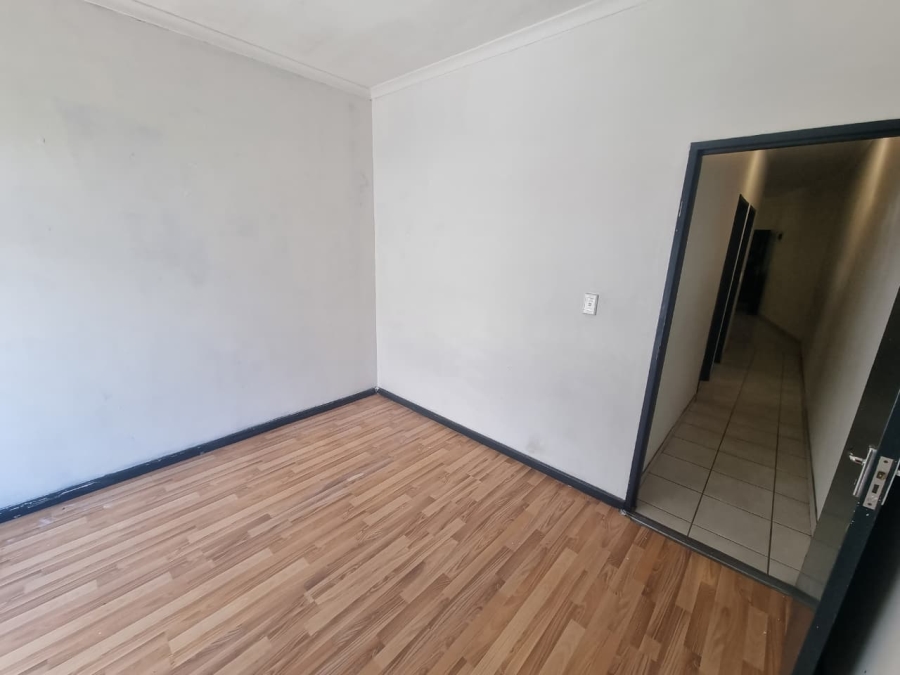To Let 2 Bedroom Property for Rent in Observatory Western Cape